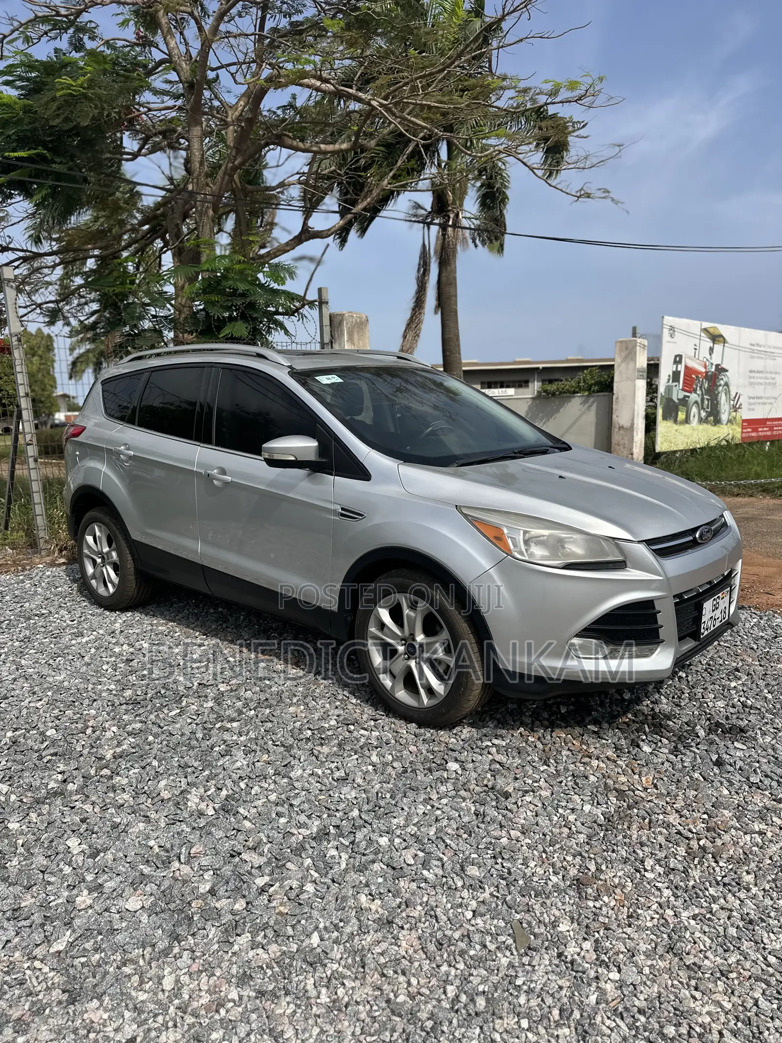 Ford Escape Titanium 4dr SUV AWD (1.6L 4cyl Turbo 6A) 2015 Silver