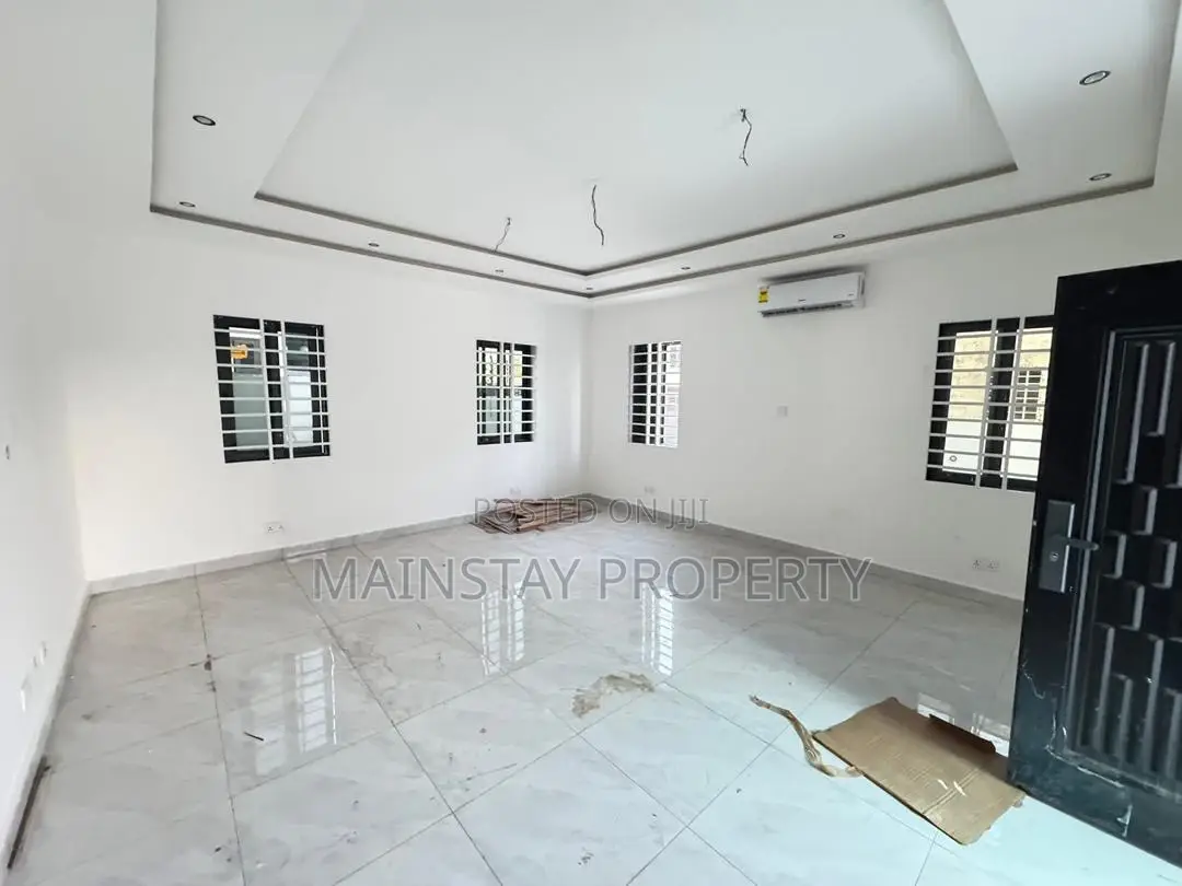 3bdrm House in Mainstay Estates, Oyarifa for sale
