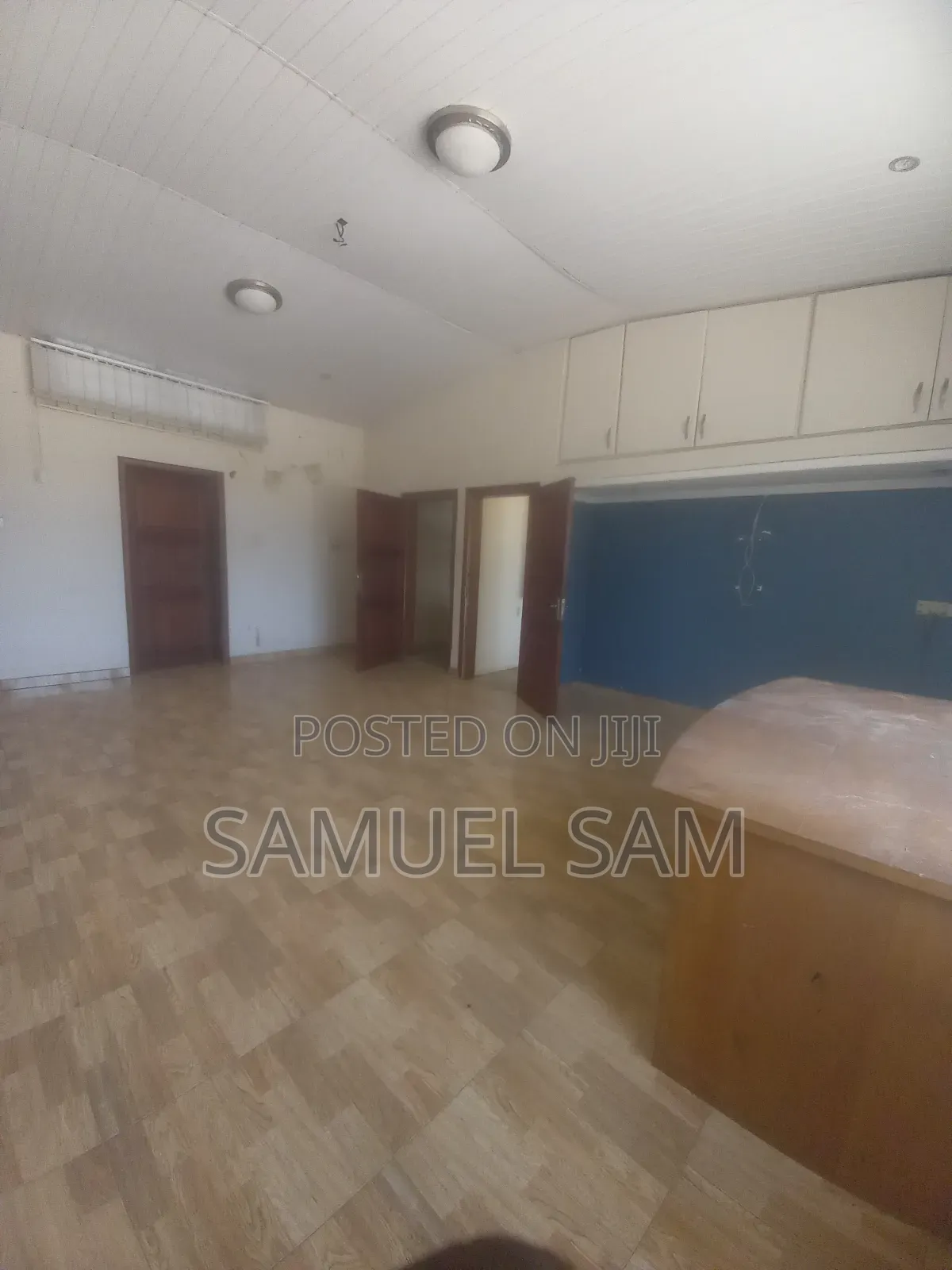 7bdrm House in Tema Community 11 for rent