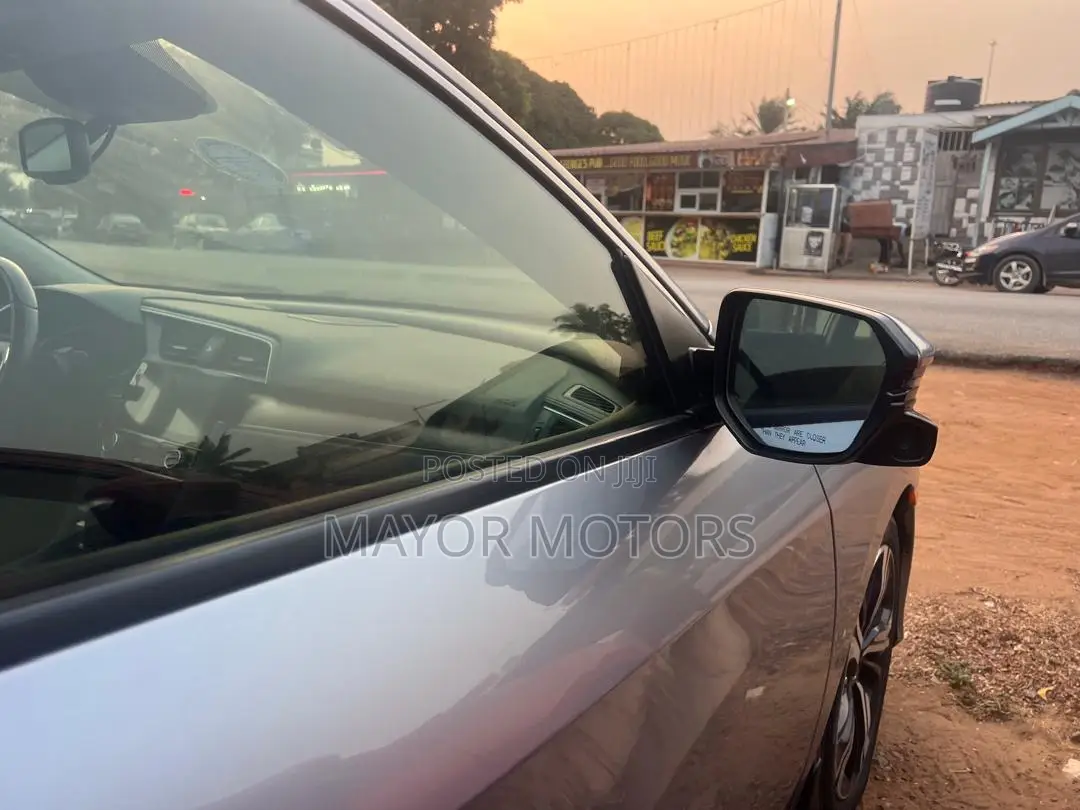 Honda Civic Touring Sedan 2018 Gray