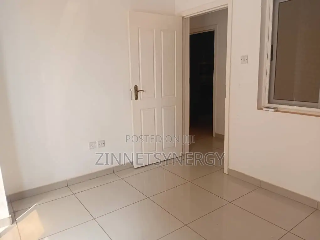 2bdrm Apartment in Devtraco, Community 25 for sale