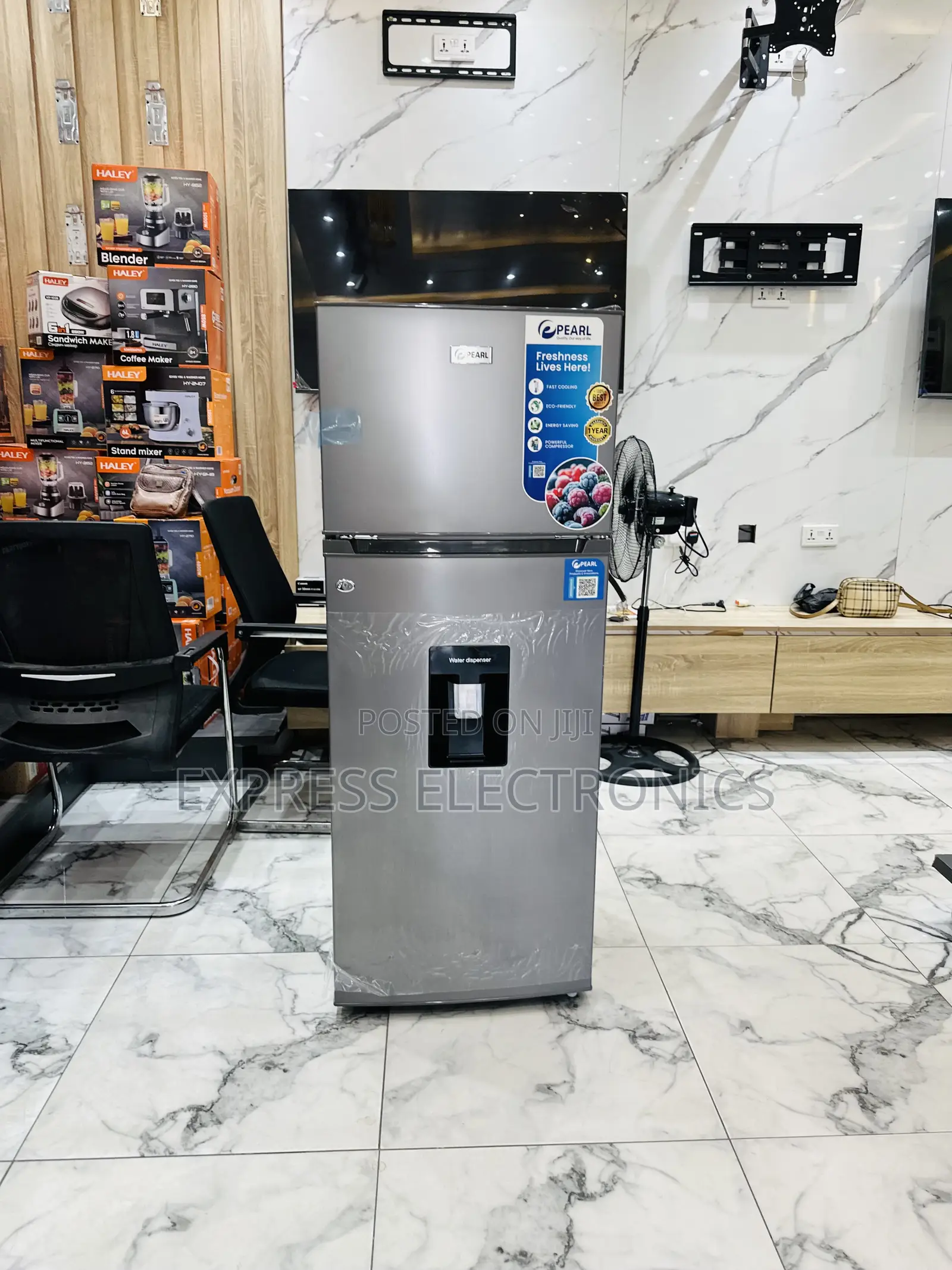 Newly in Store Pearl 197l Double Door Fridge