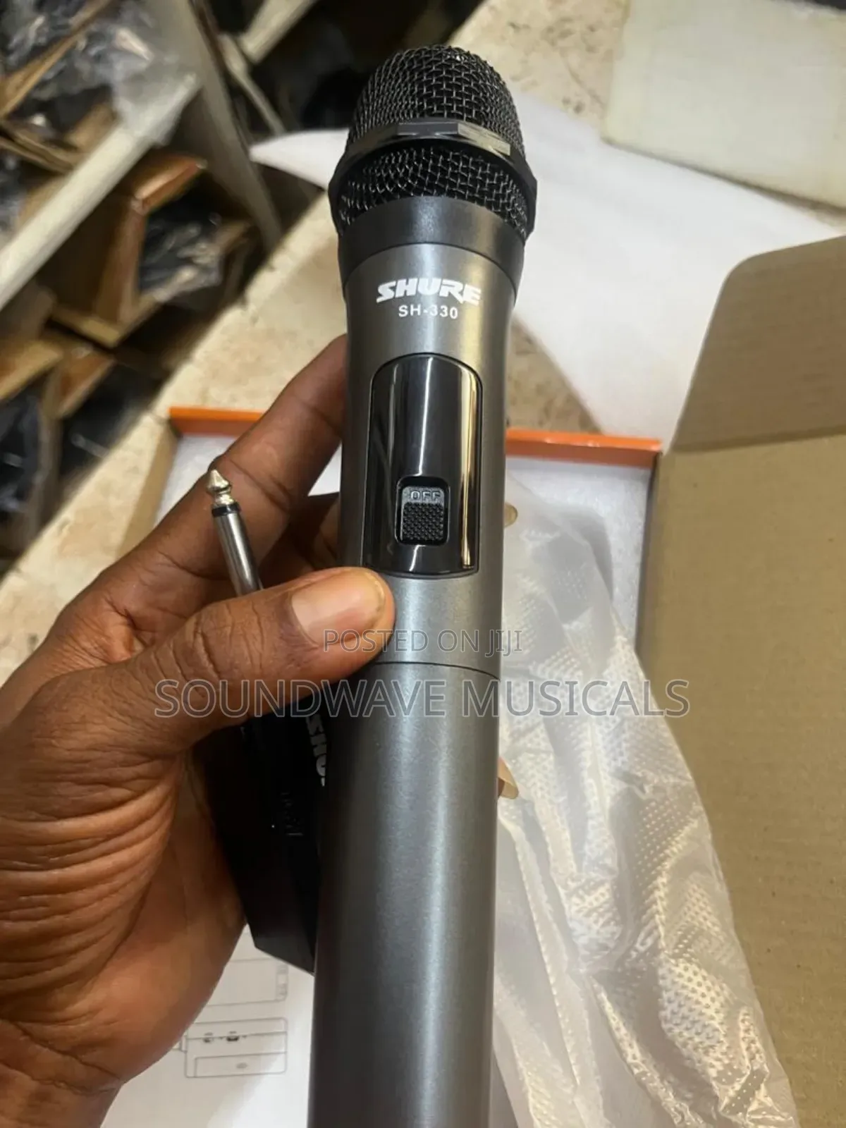 Shura -Sh-330 Microphone