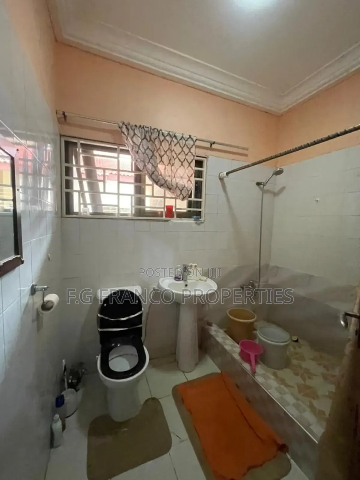 4bdrm House in Kg Franco Properties, Spintex for sale