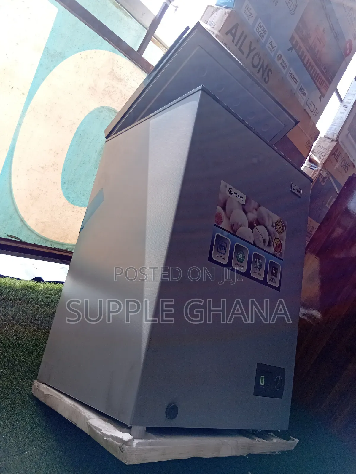 Pearl 98l Chest Freezer – Compact Cooling Power for Every Home