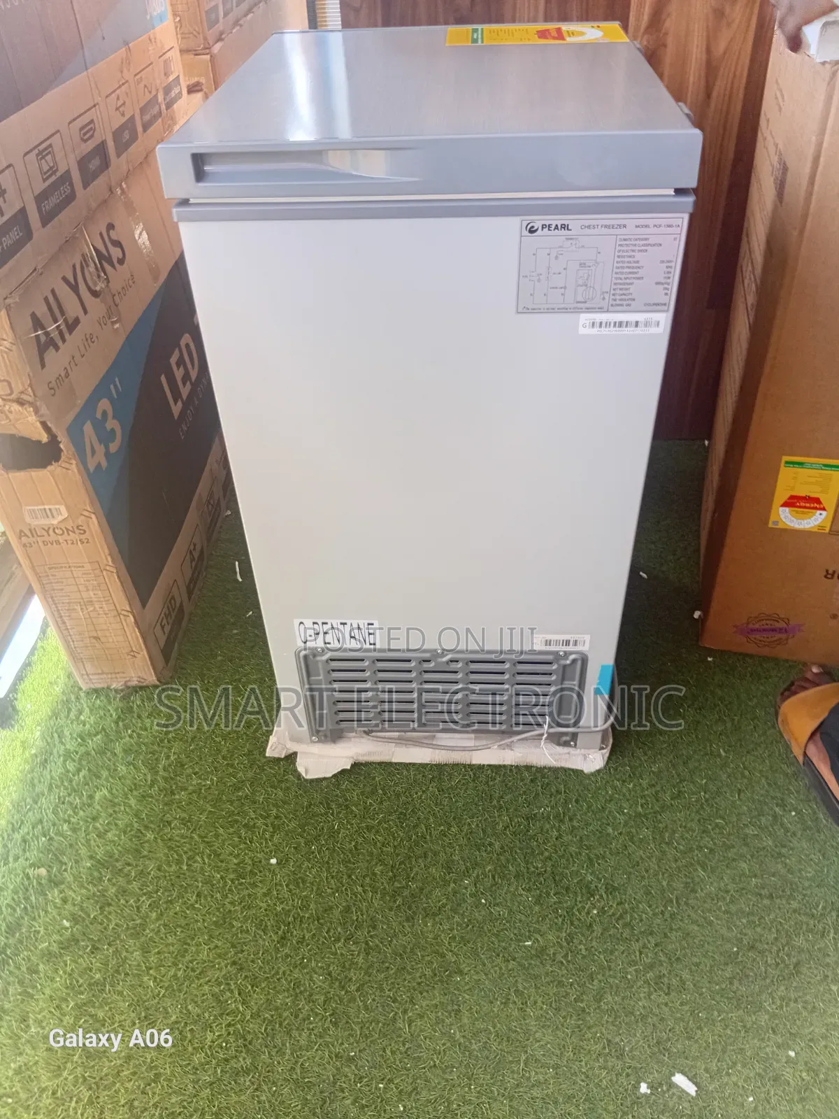 Pearl 98l Small Chest Freezer – Big Cooling Power