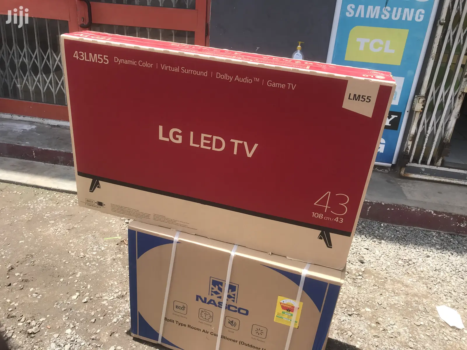 LG 43inches'' LM55 Series FHD Digital Satellite TV
