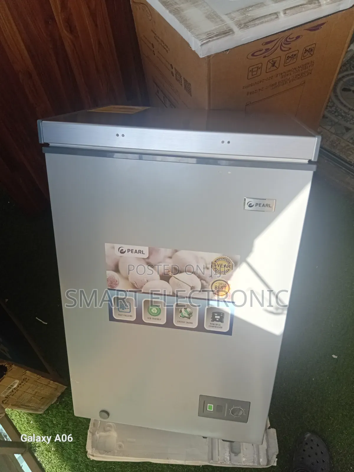 Compact Deep Freeze Pearl 98l – Perfect for Small Spaces