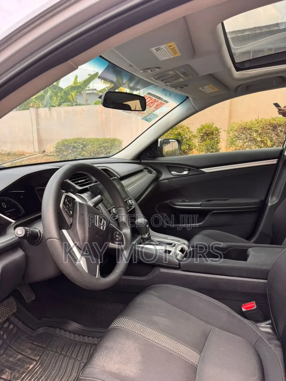 Honda Civic LX 4dr Sedan (2.0L 4cyl) 2017 Gray