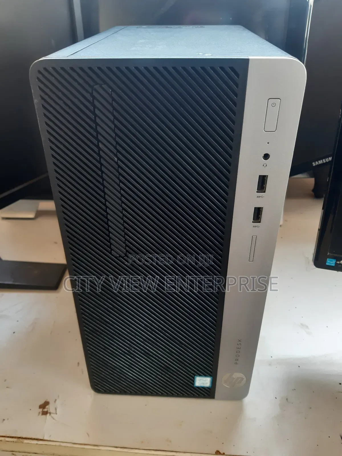 Desktop Computer HP ProDesk 400 G5 8GB Intel Core i5 SSD 256GB