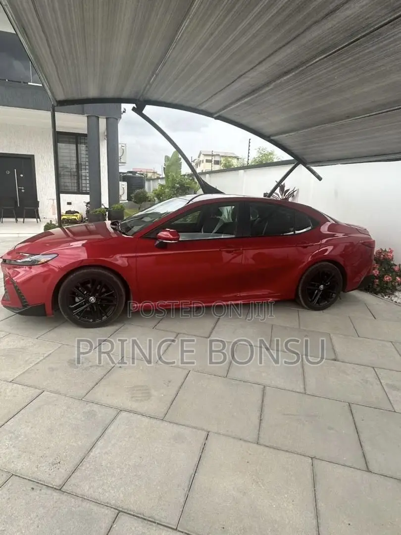Toyota Camry SE 2025 Burgundy