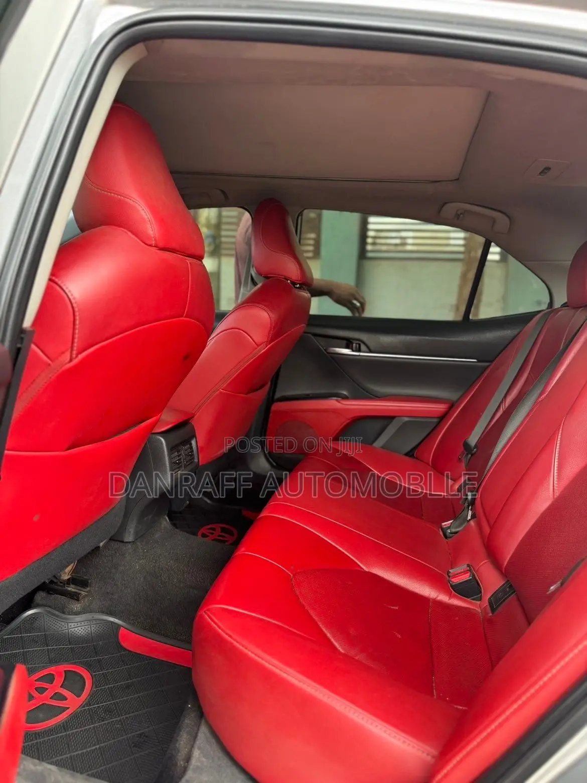 Toyota Camry XSE (2.5L 4cyl 8A) 2019 Silver