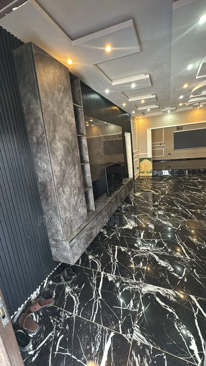 3bdrm House in Shining Star Real, Awutu Senya West for sale