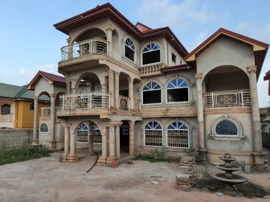 23 Bedrooms Hotel For Sale