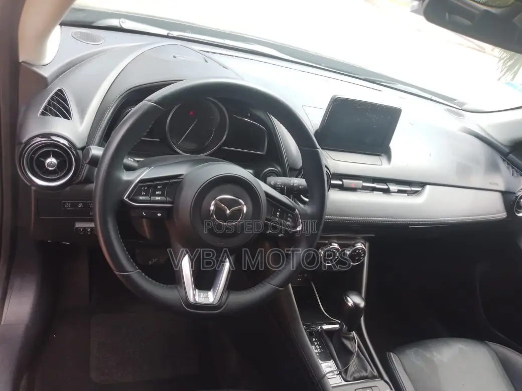 Mazda CX-3 2023 Beige