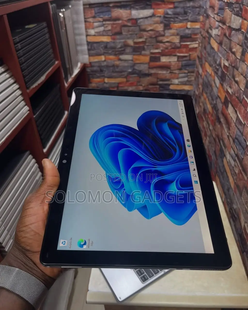 Laptop Dell Latitude 7200 2-in-1 8GB Intel Core i5 SSD 256GB