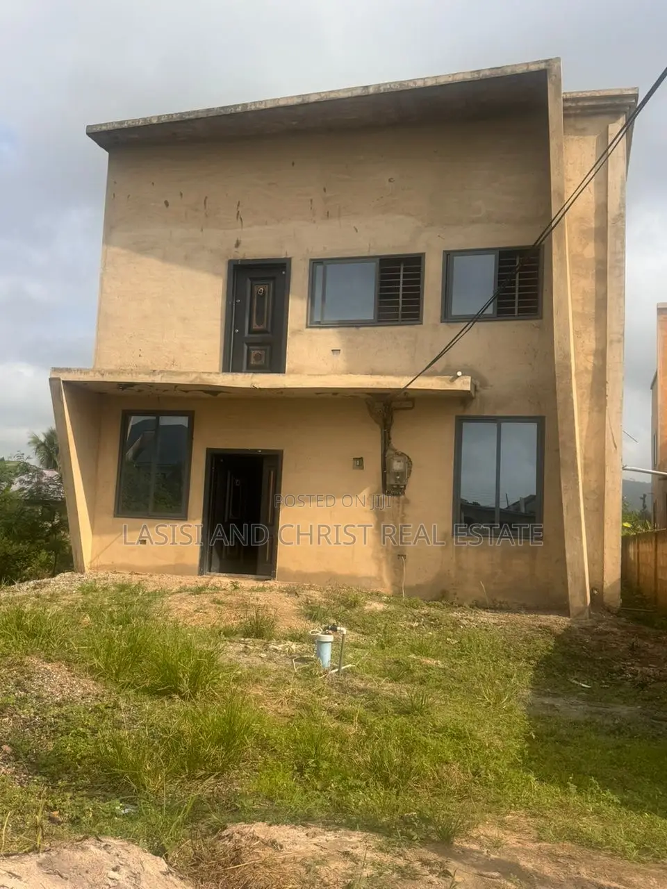 5bdrm Duplex in Lasisi And Christ, Amasaman for sale