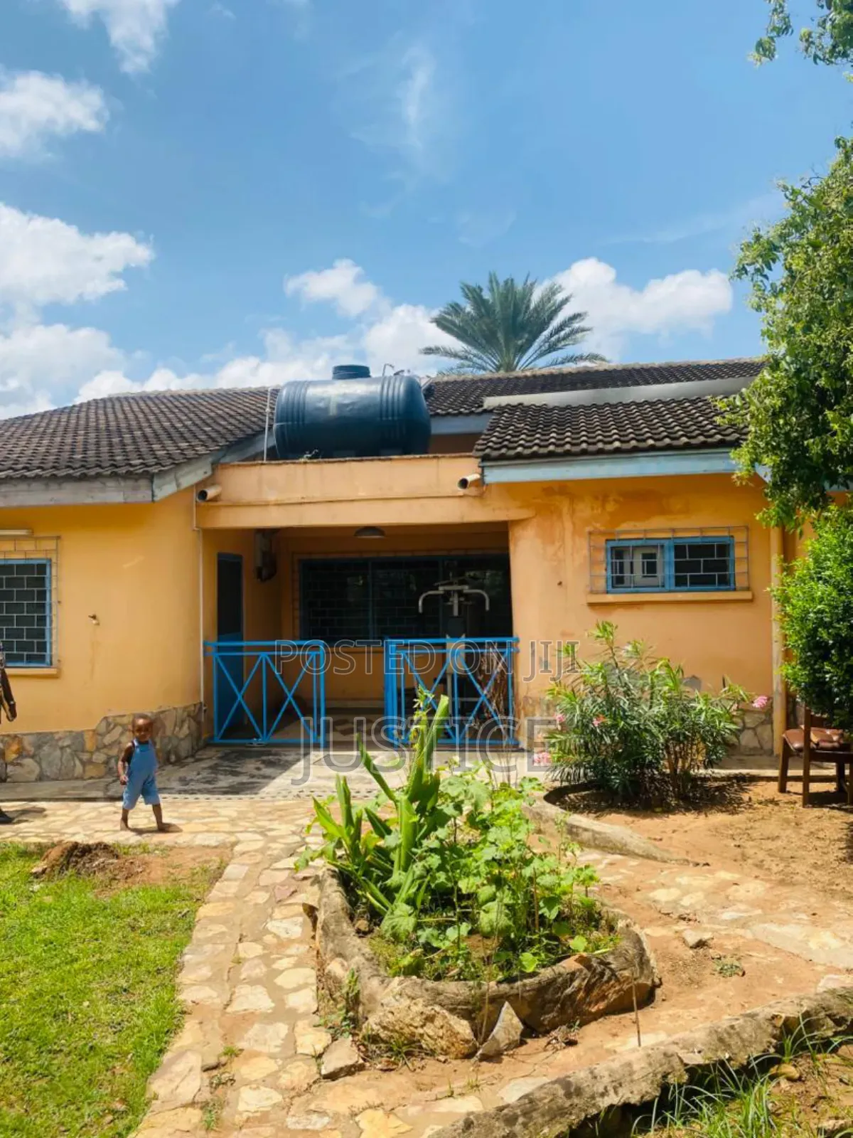 5bdrm House in Cfc Estate Dome for sale