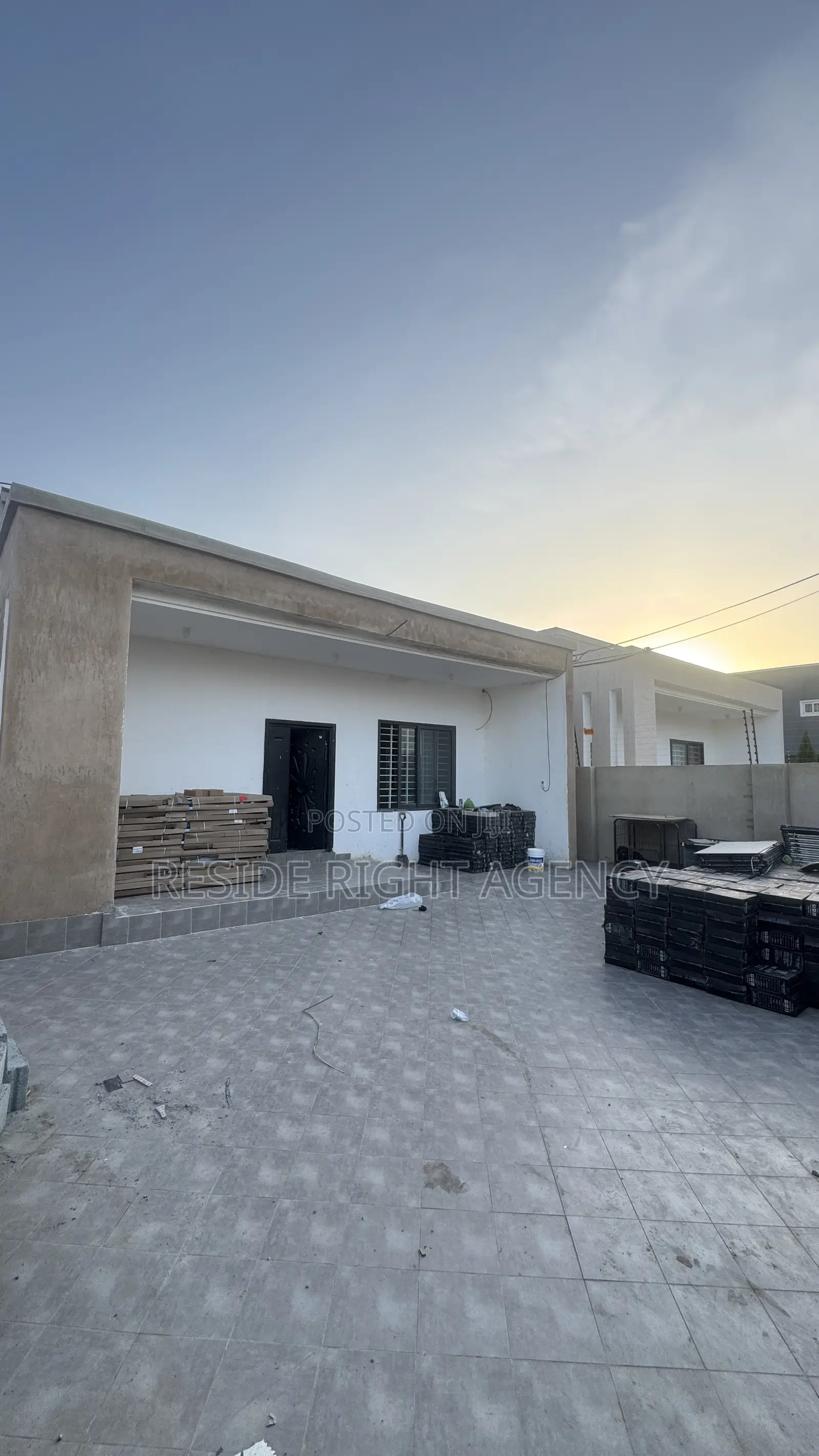 3bdrm House in Pokuase for sale