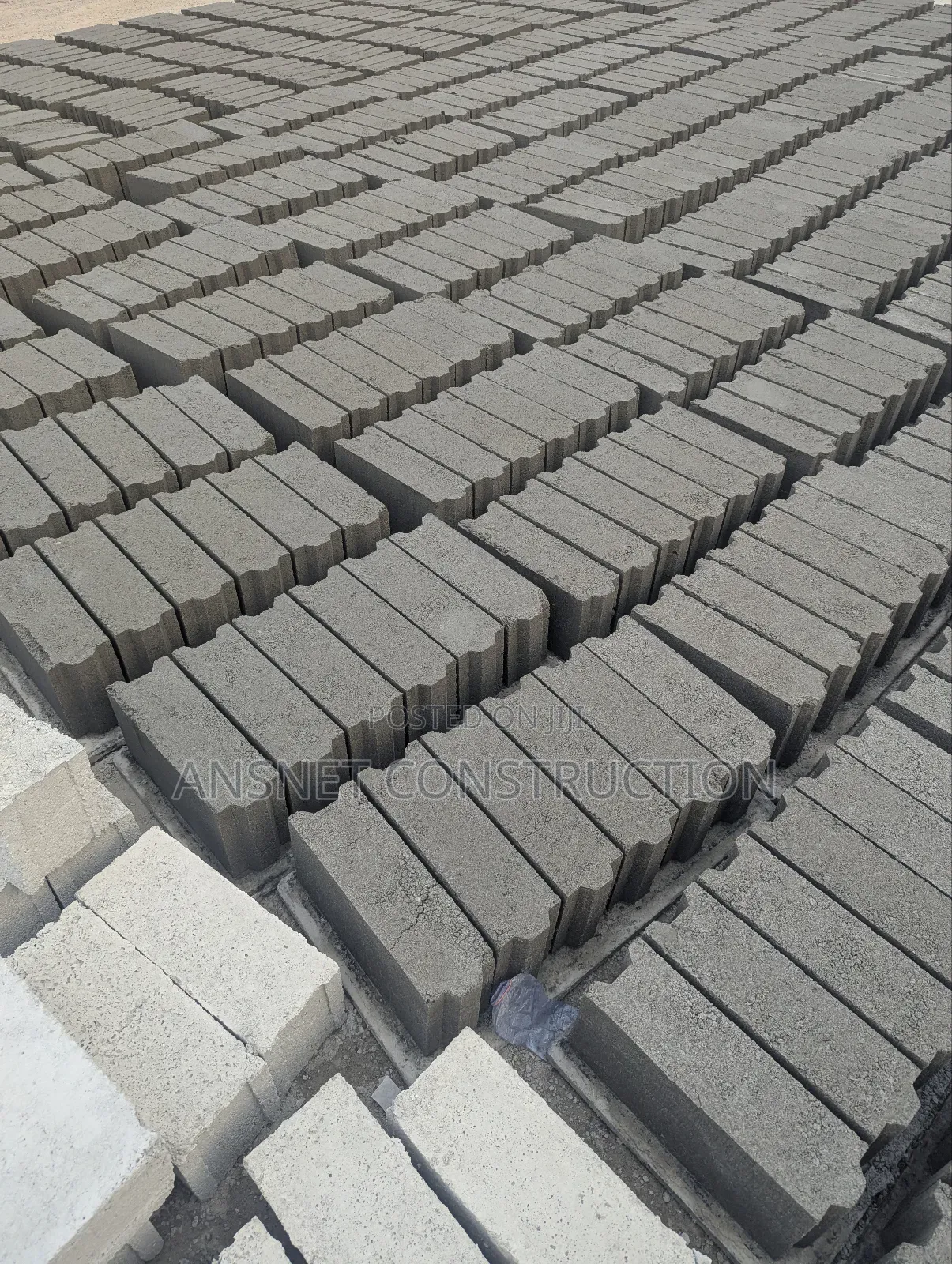Best Concrete Blocks, Hollow, Solid and Pavements Blocks