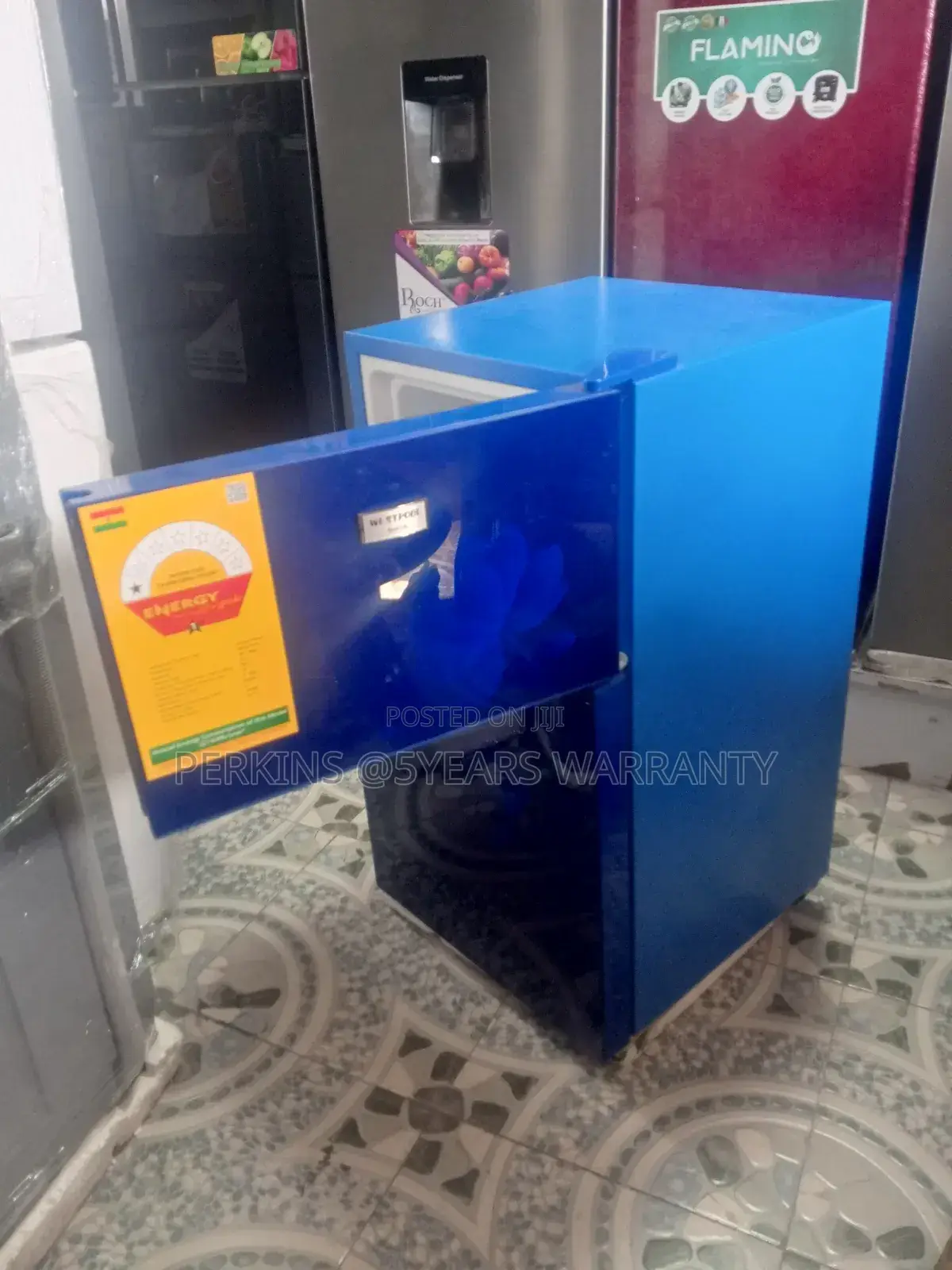 Westpool 90l Compact Fridge – Designed for Convenience