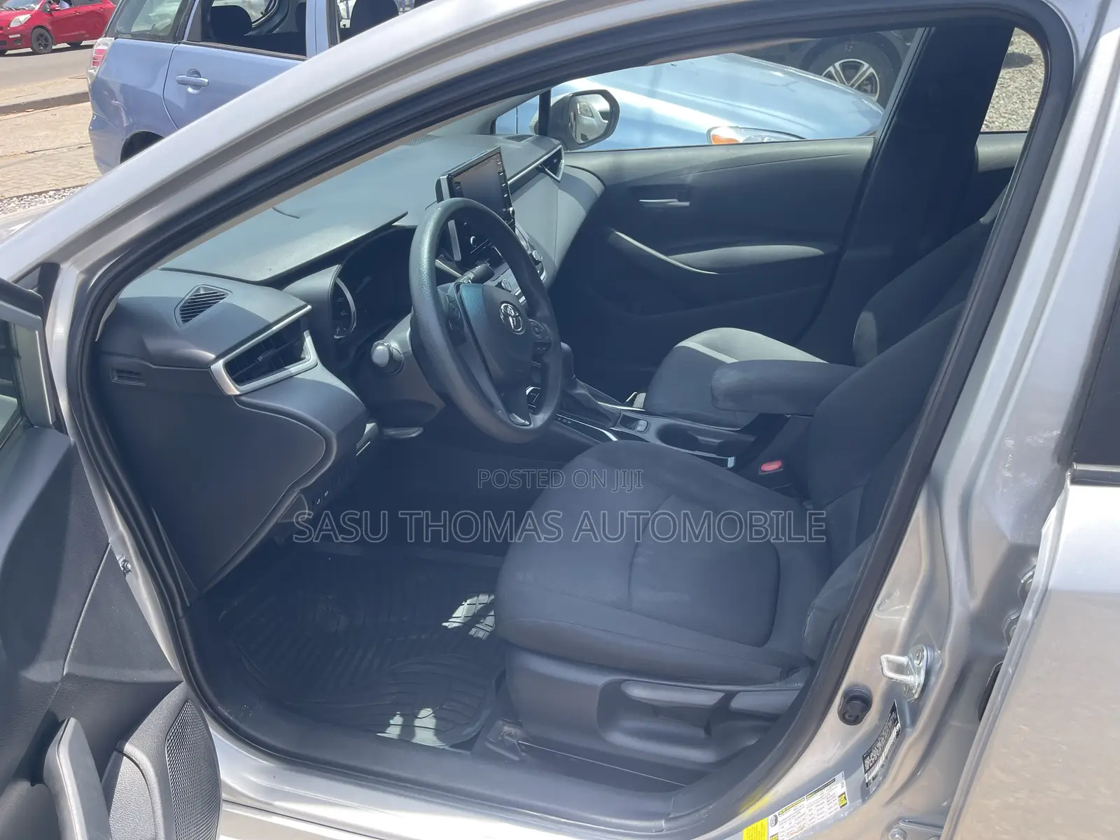 Toyota Corolla 2022 Silver