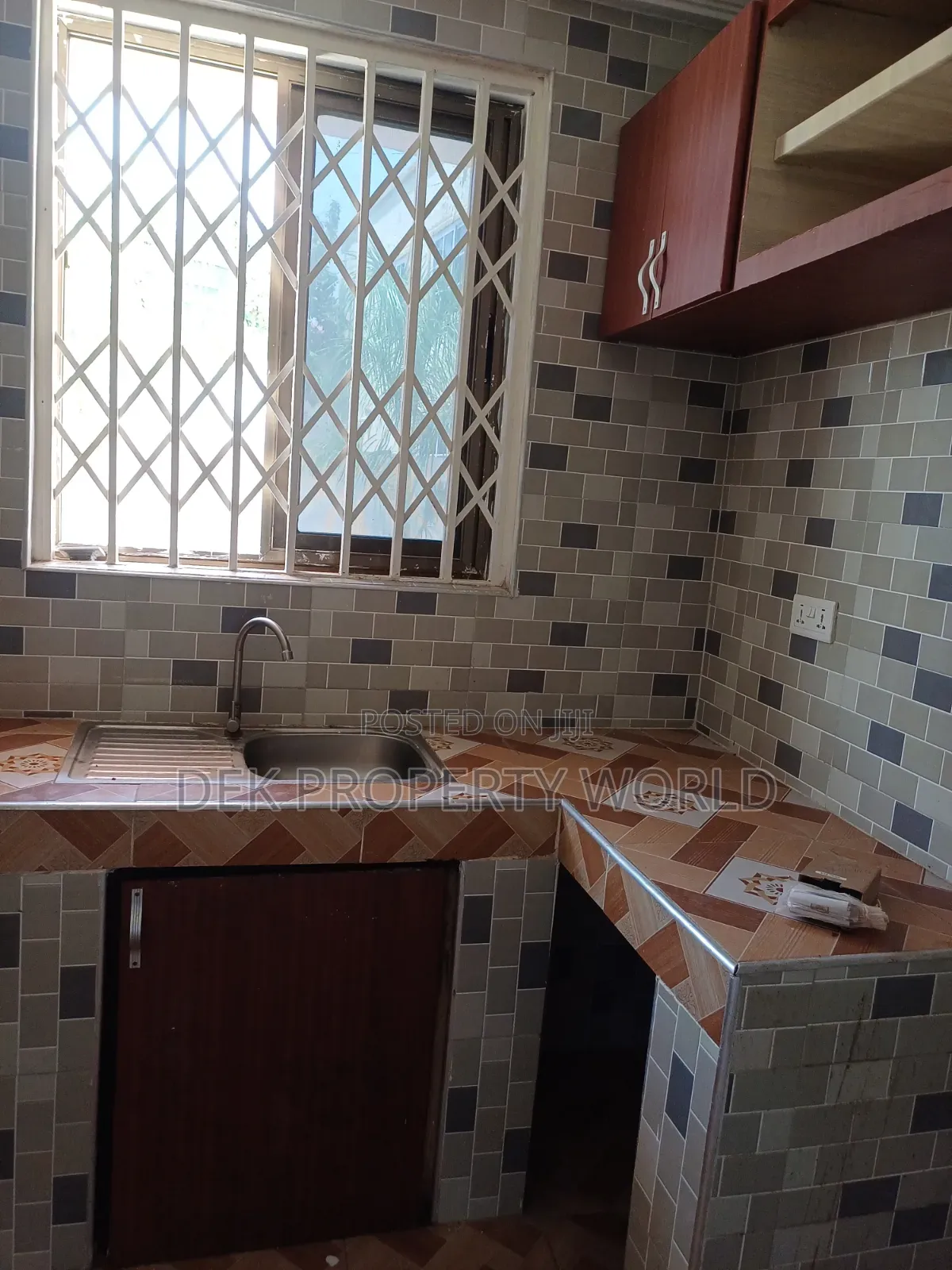 1bdrm Apartment in Ga East Municipal for rent