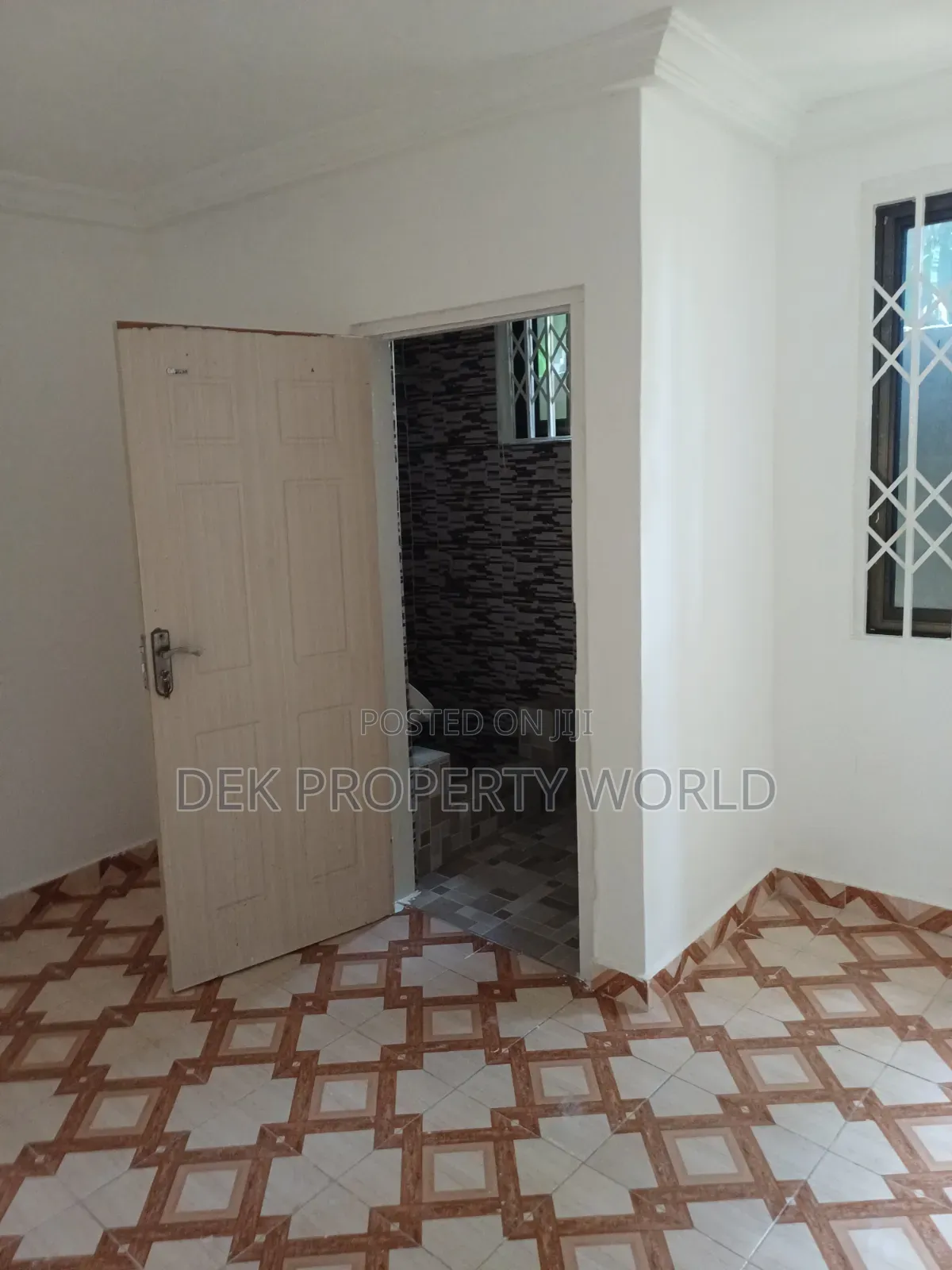 1bdrm Apartment in Ga East Municipal for rent