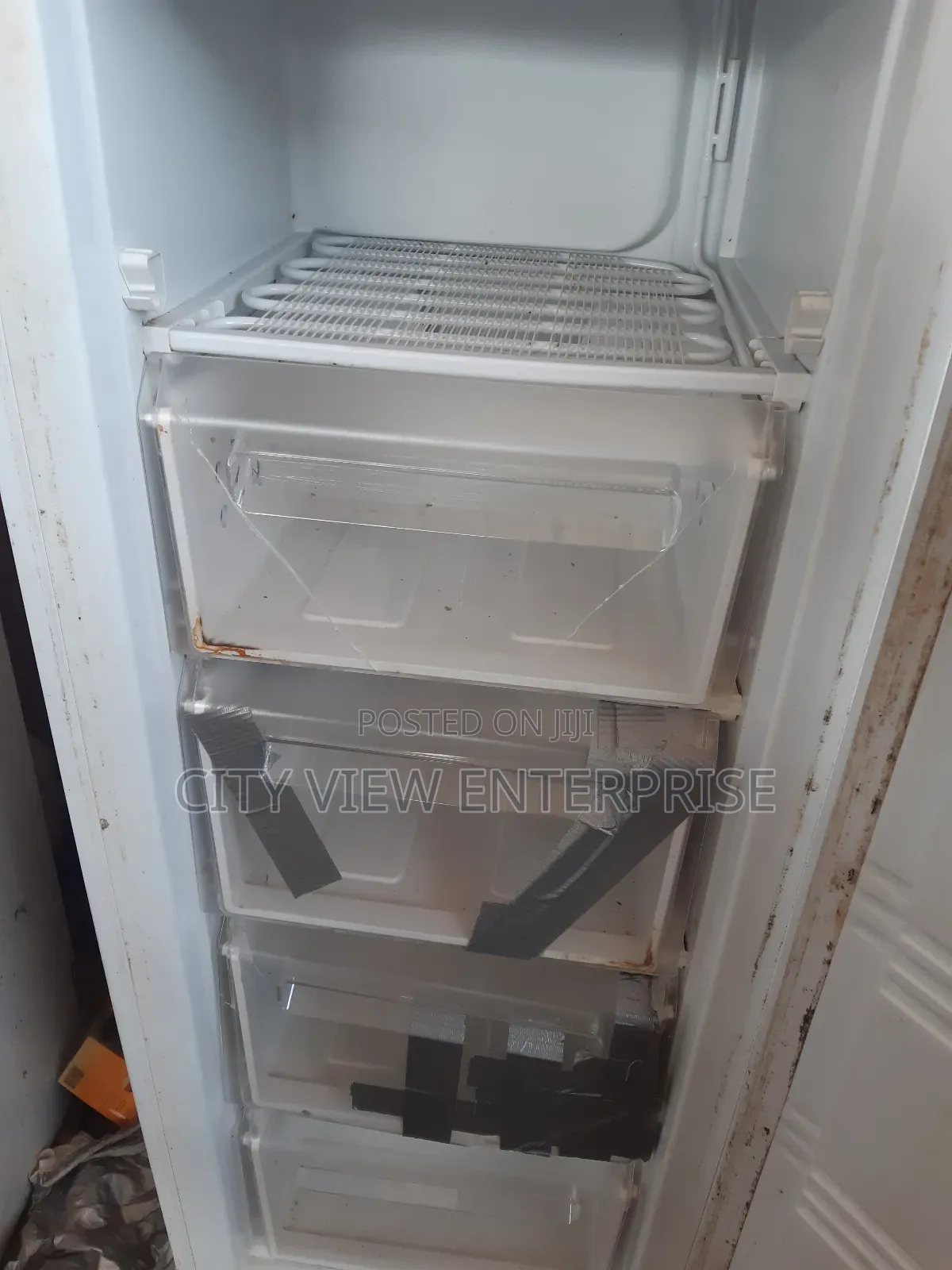 Refrigerator