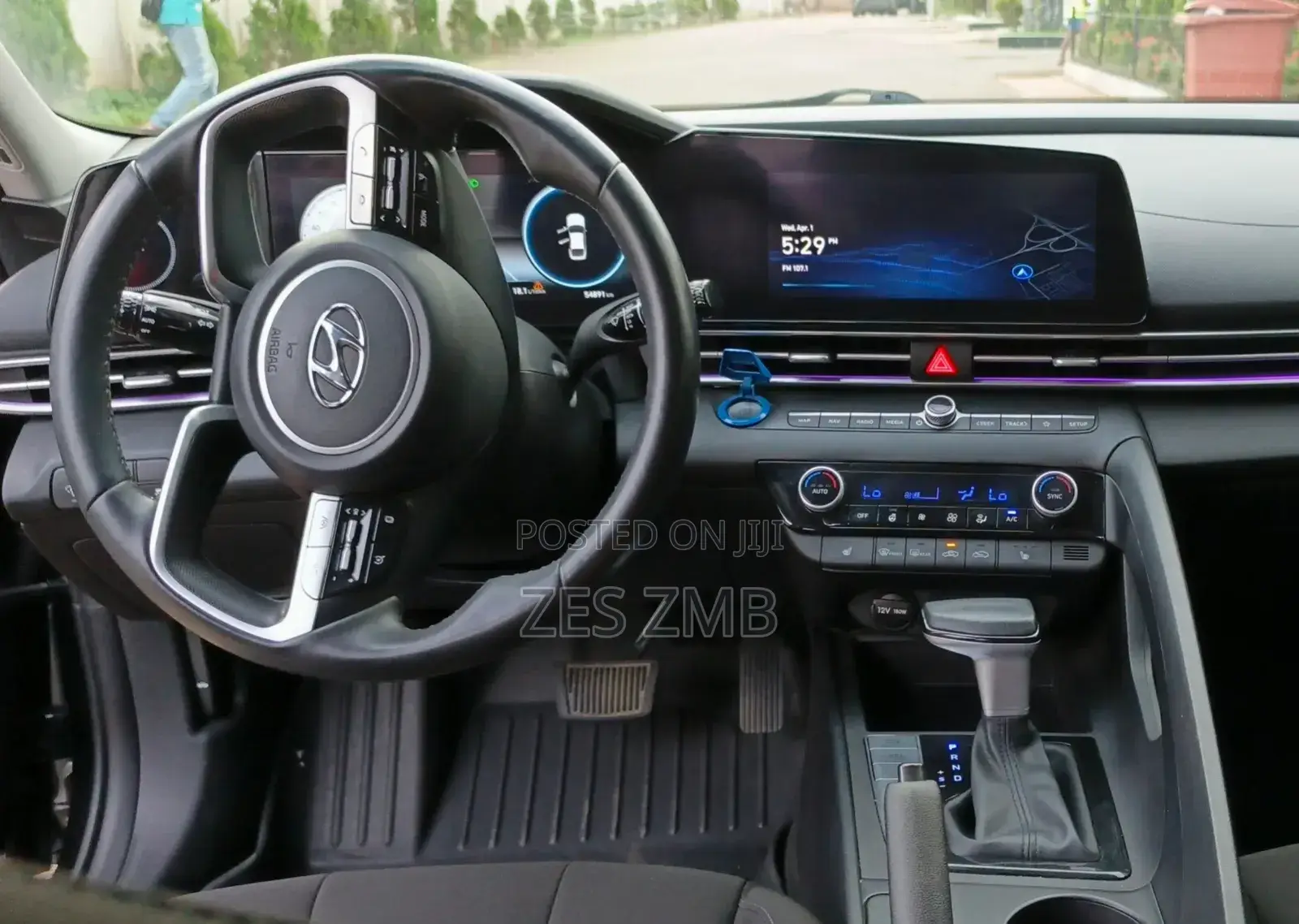 Hyundai Elantra SEL 2023 Black