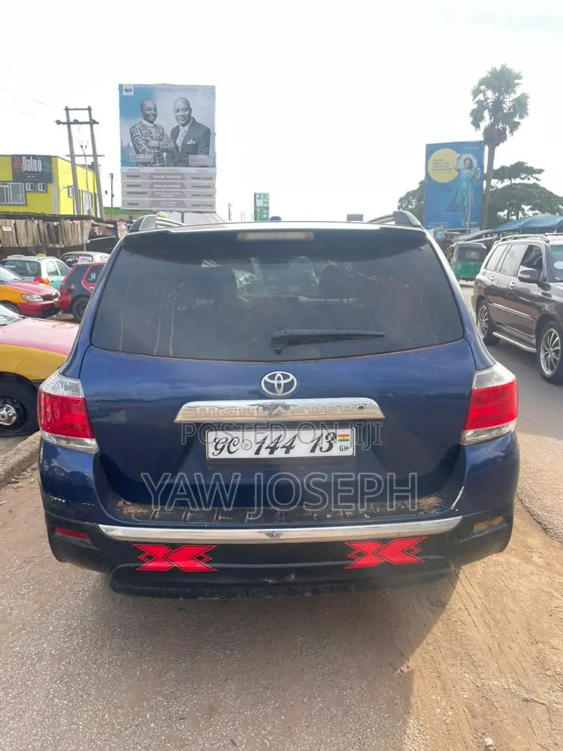 Toyota Highlander 2013 Black