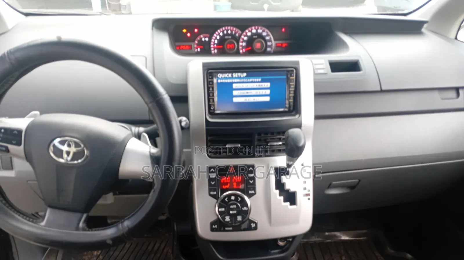 Toyota Voxy 2013 Black