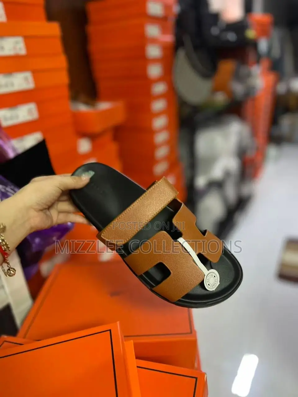 Quality Original Hermes Unisex Slippers Available in 36-42