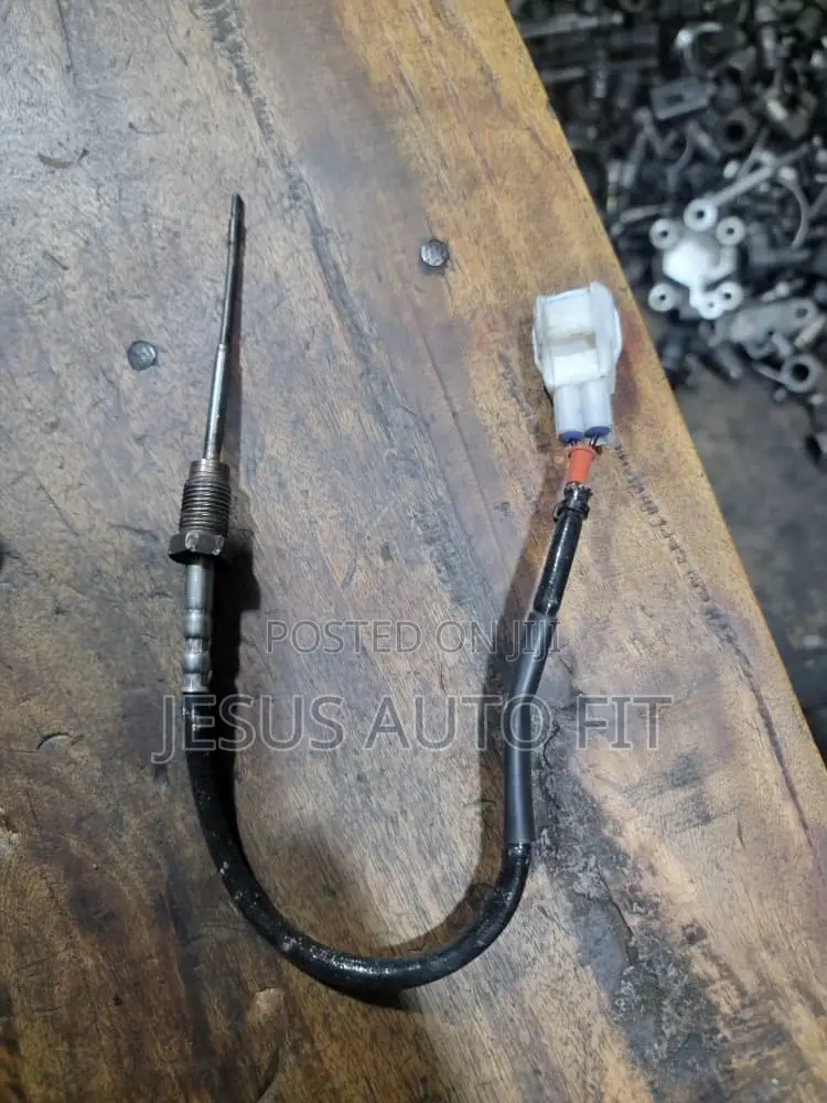 Exhaust Gastemperature O2 Sensor Toyota Hilux2.4 Land Cruiser2.8diesel