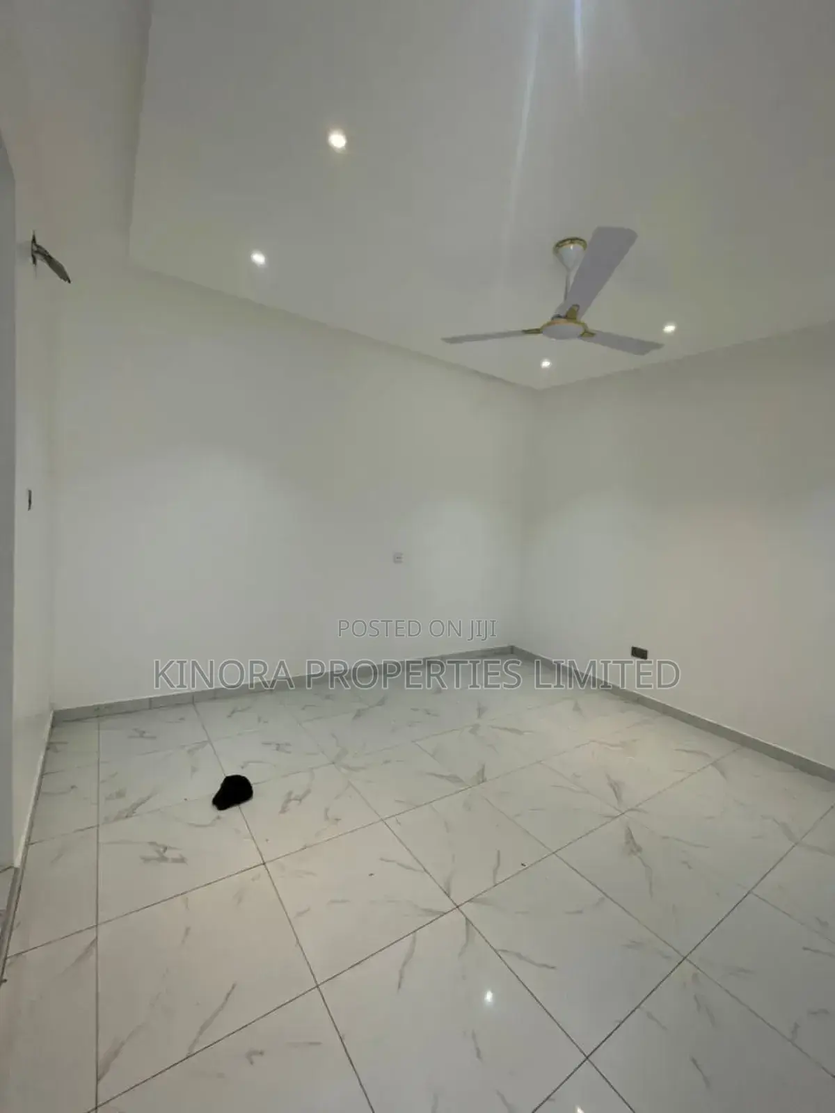 4bdrm Duplex in Wass, Barrier for rent