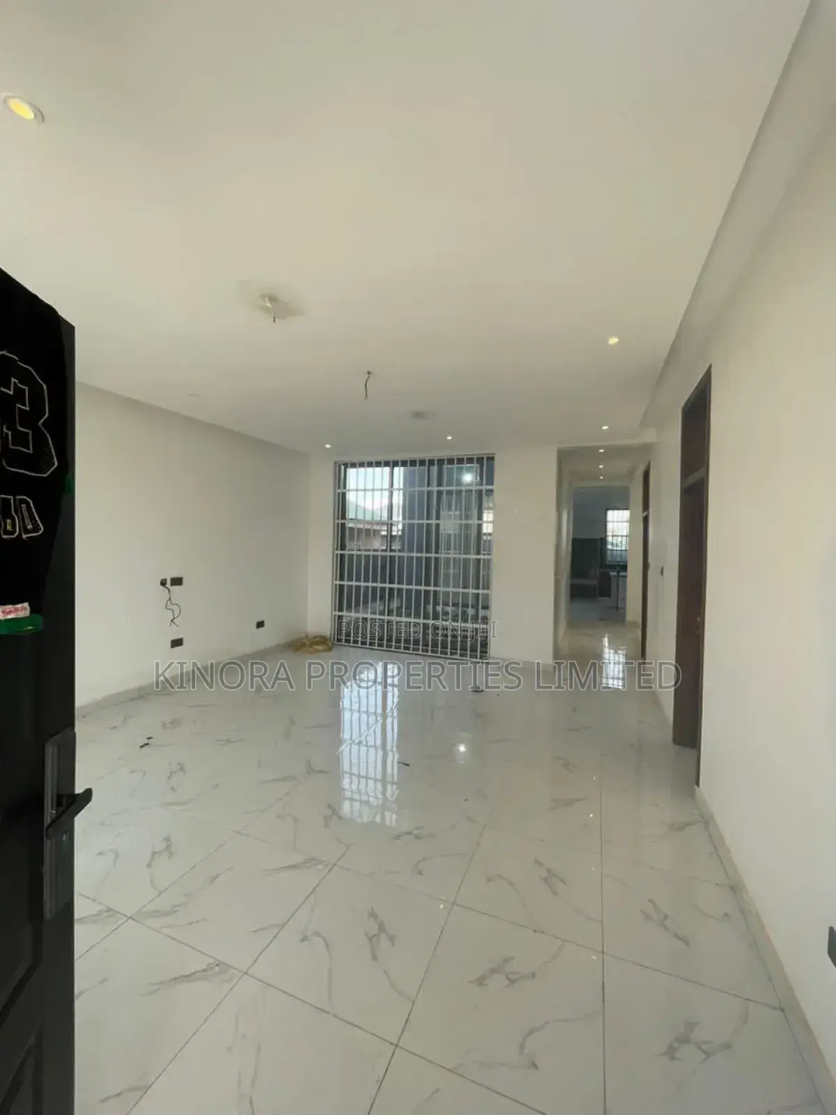 4bdrm Duplex in Wass, Barrier for rent