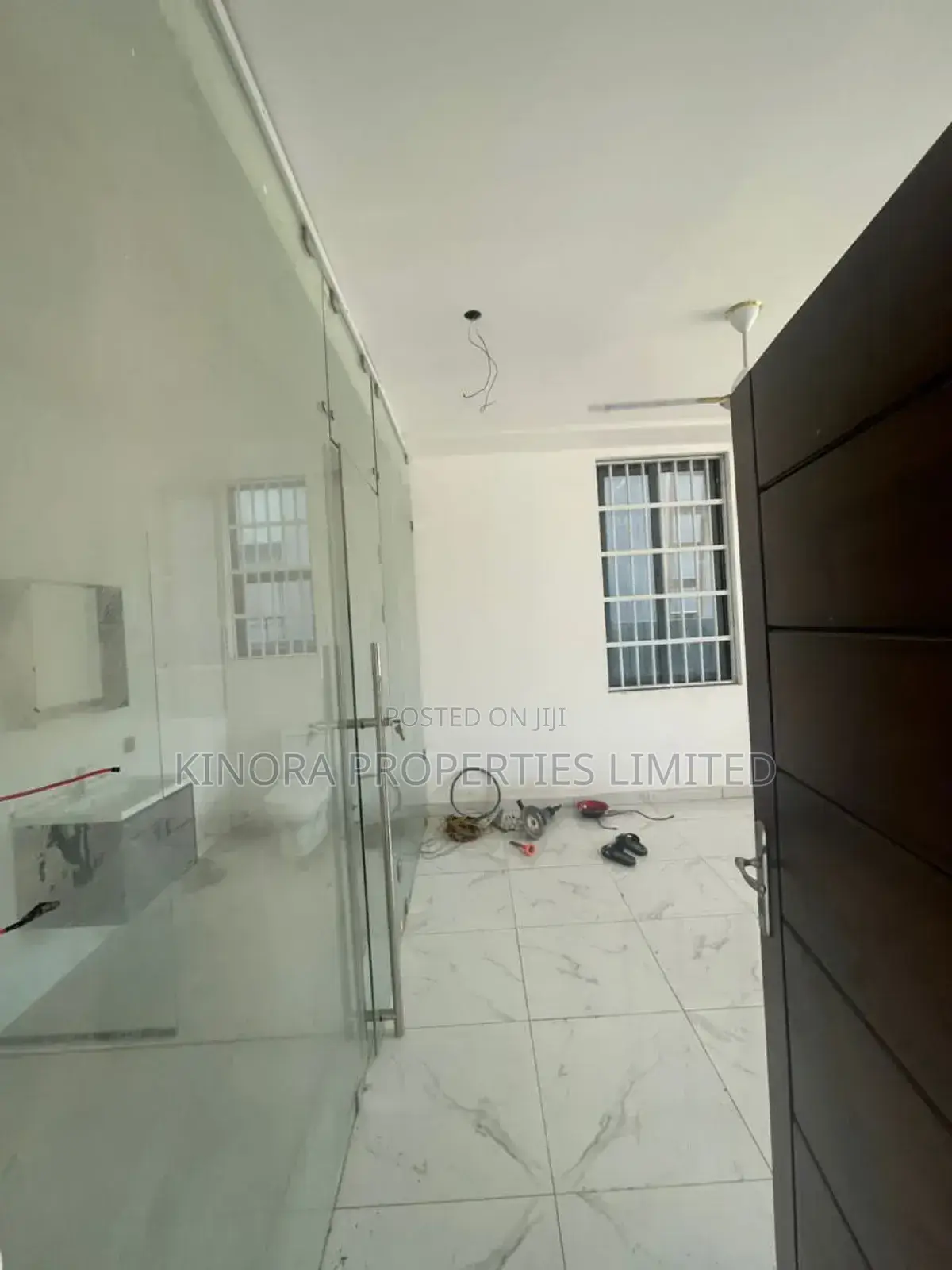4bdrm Duplex in Wass, Barrier for rent
