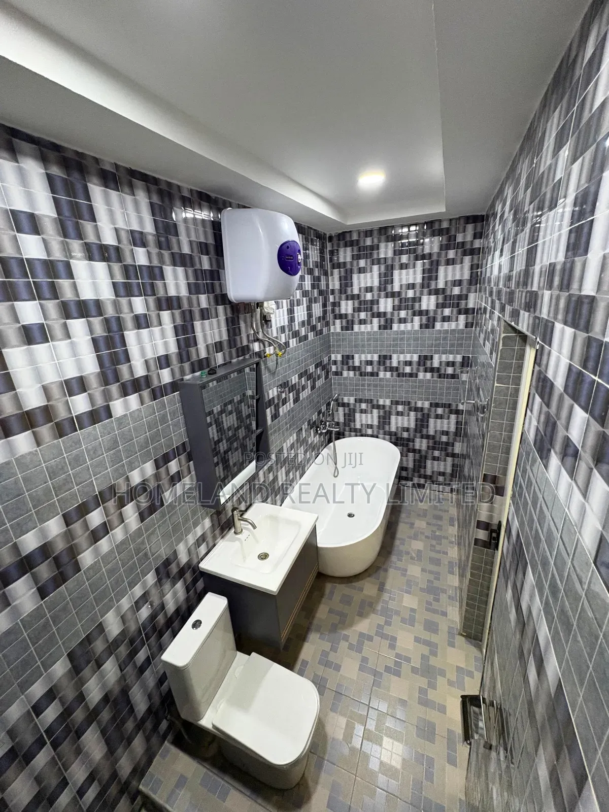 3bdrm House in Festus Hotel, Barrier for sale