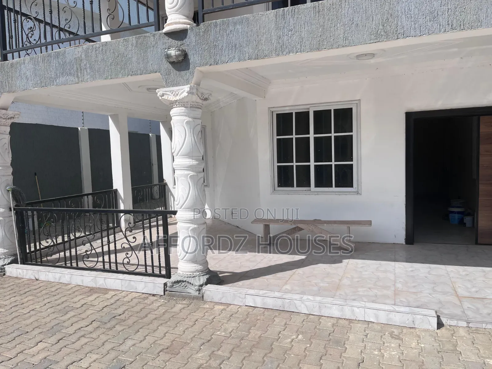 3bdrm Apartment in Mahatma Road, Tseaddo for rent