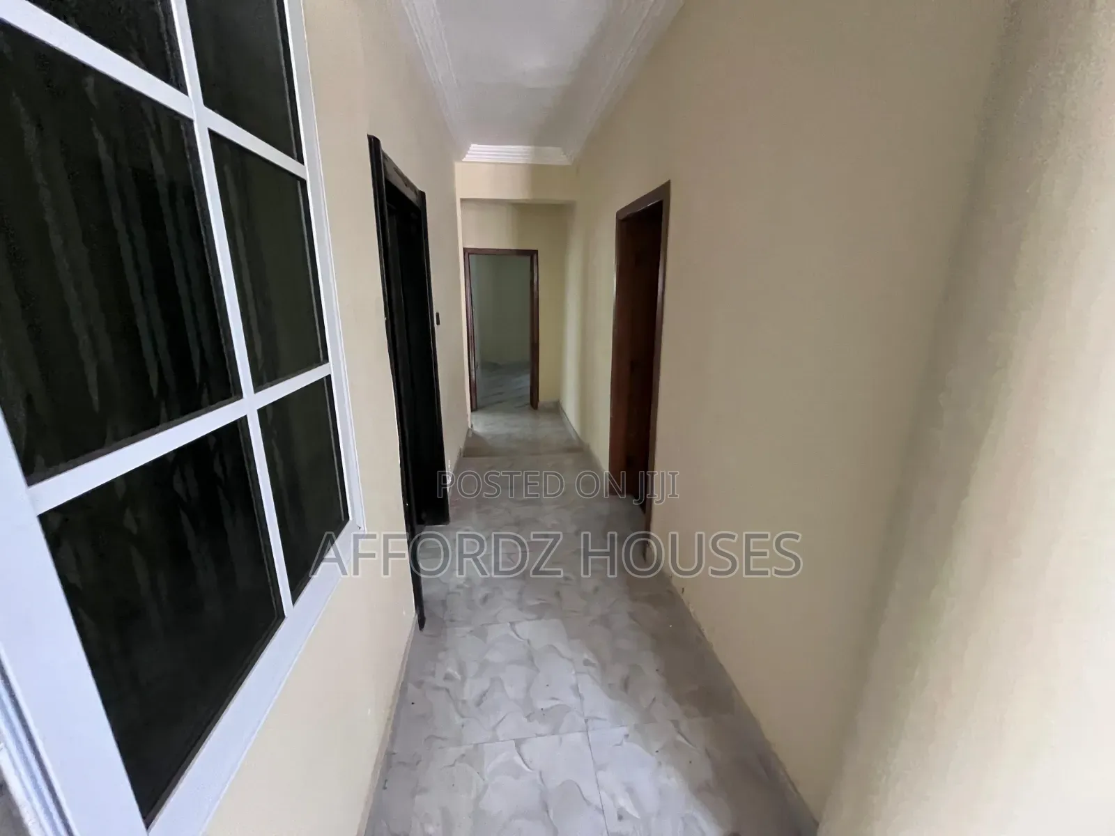 3bdrm Apartment in Mahatma Road, Tseaddo for rent