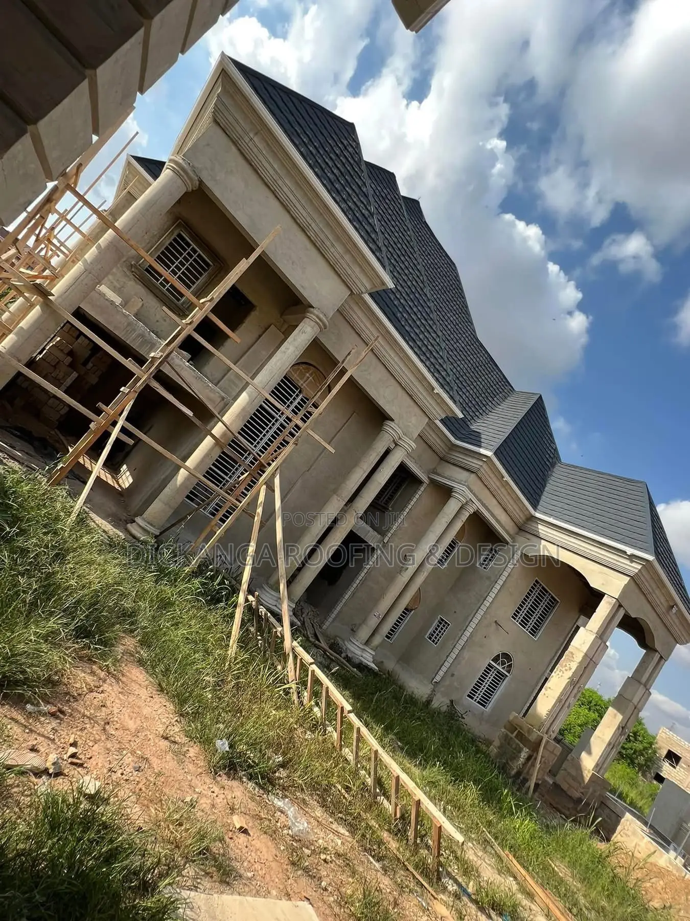Luxury Roofing Modern Parapet Design, Premium Finish 4 Elegant Homes