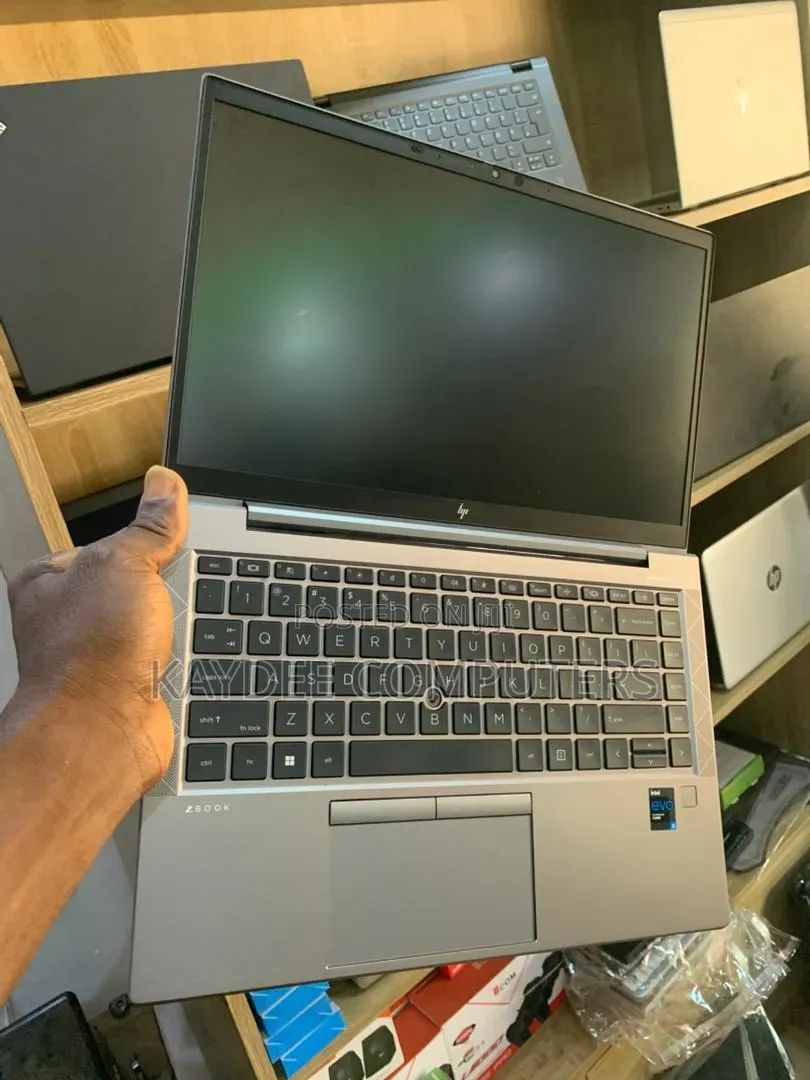 Laptop HP ZBook Firefly G8 16GB Intel Core i5 SSD 256GB