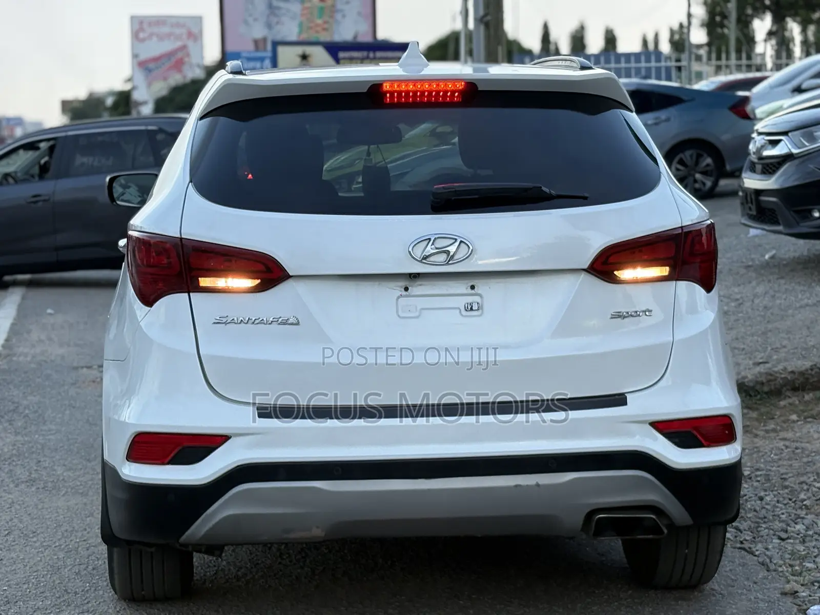 Hyundai Santa Fe Limited Ultimate AWD 2018 White