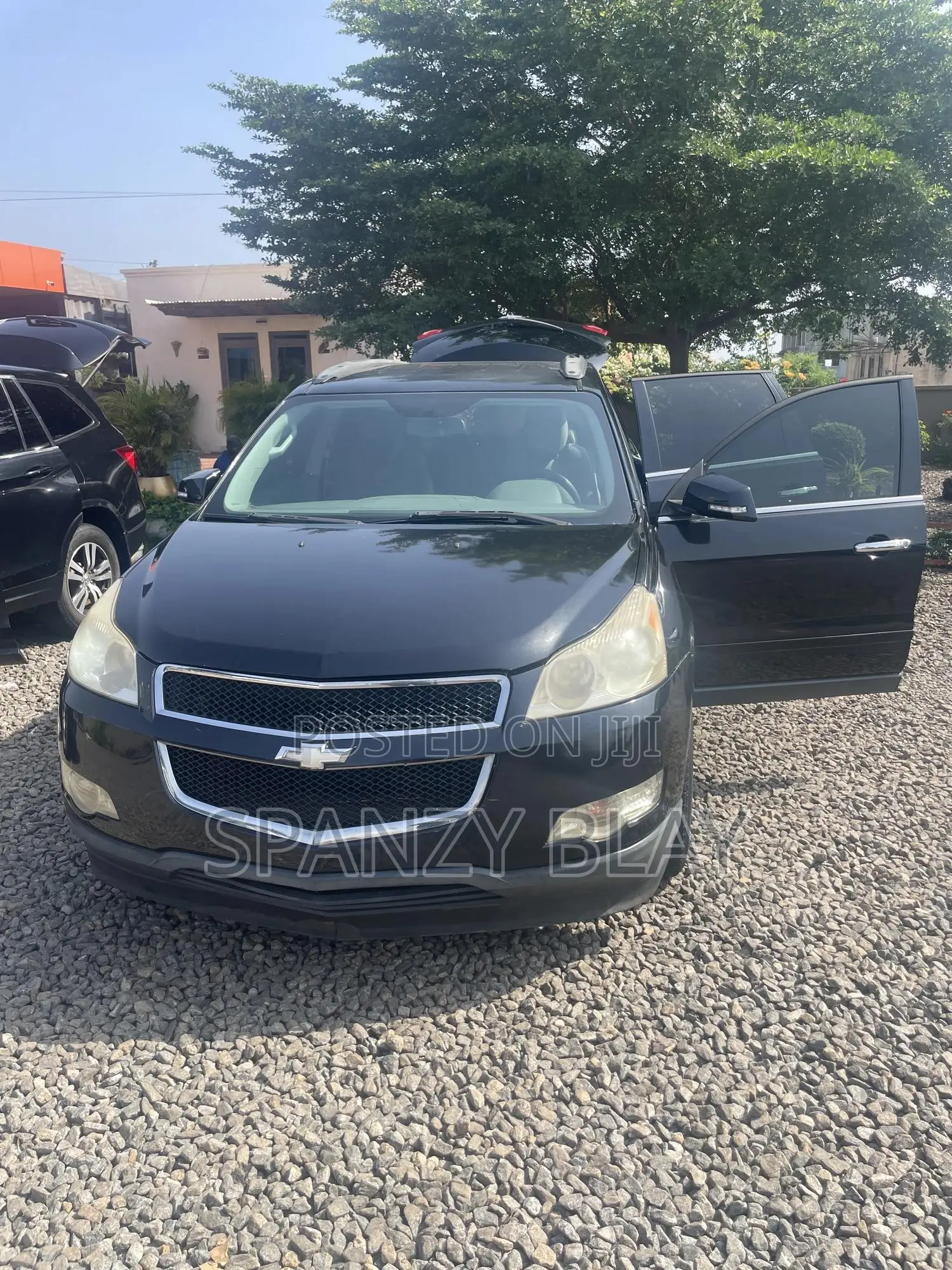 Chevrolet Traverse 2011 Black