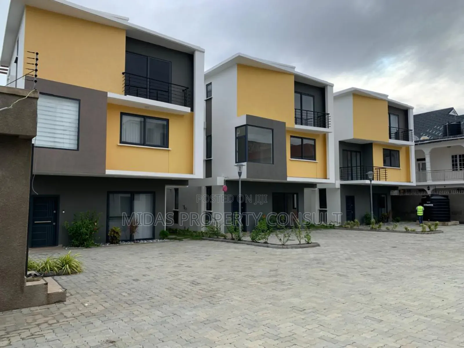 3bdrm Townhouse/Terrace in Tseaddo for sale