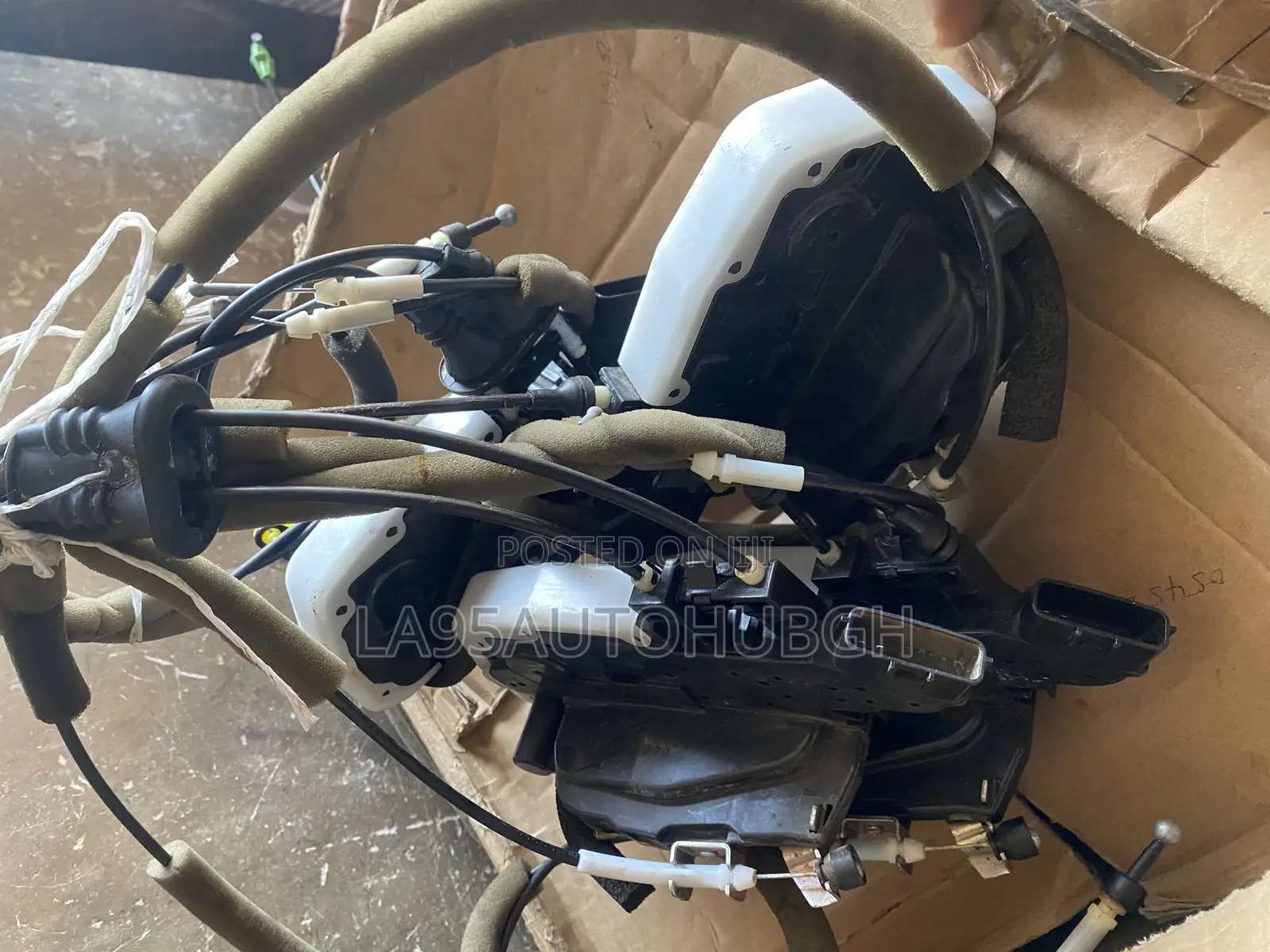 Nissan Sentra, Juke, Rogue and Altima Trunk Lid Lock/Boot Lock