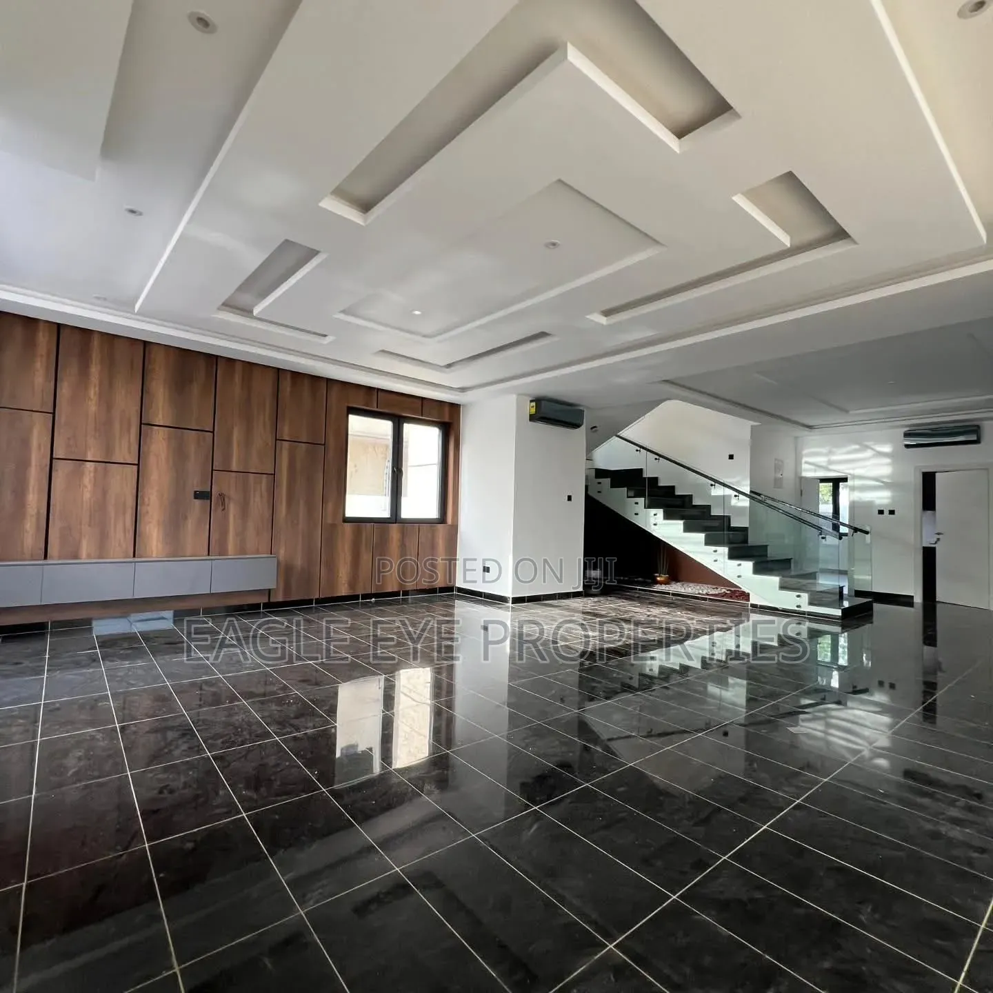 5bdrm House in Boundary Road Area for sale