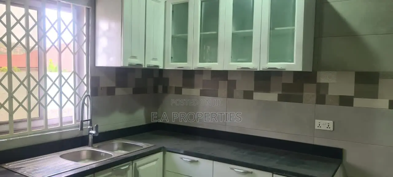 4bdrm House in Ea Properties, Kwabenya for sale