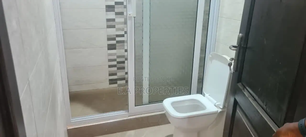 4bdrm House in Ea Properties, Kwabenya for sale