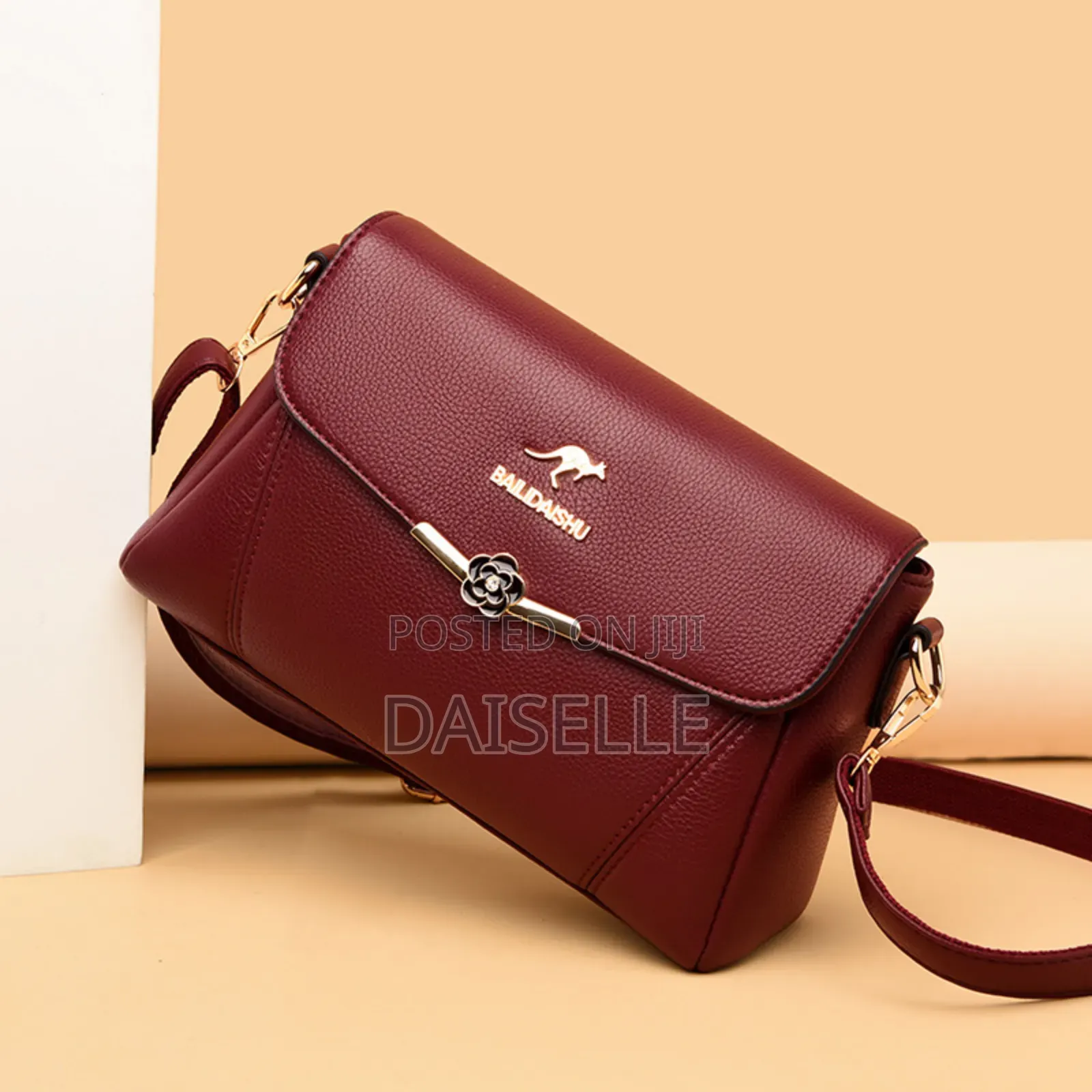 Bal-D Shoulder Bag